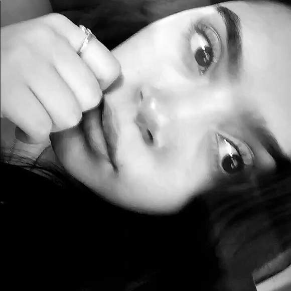 Meet your Posher, Rebecca - Picture 4 of 7